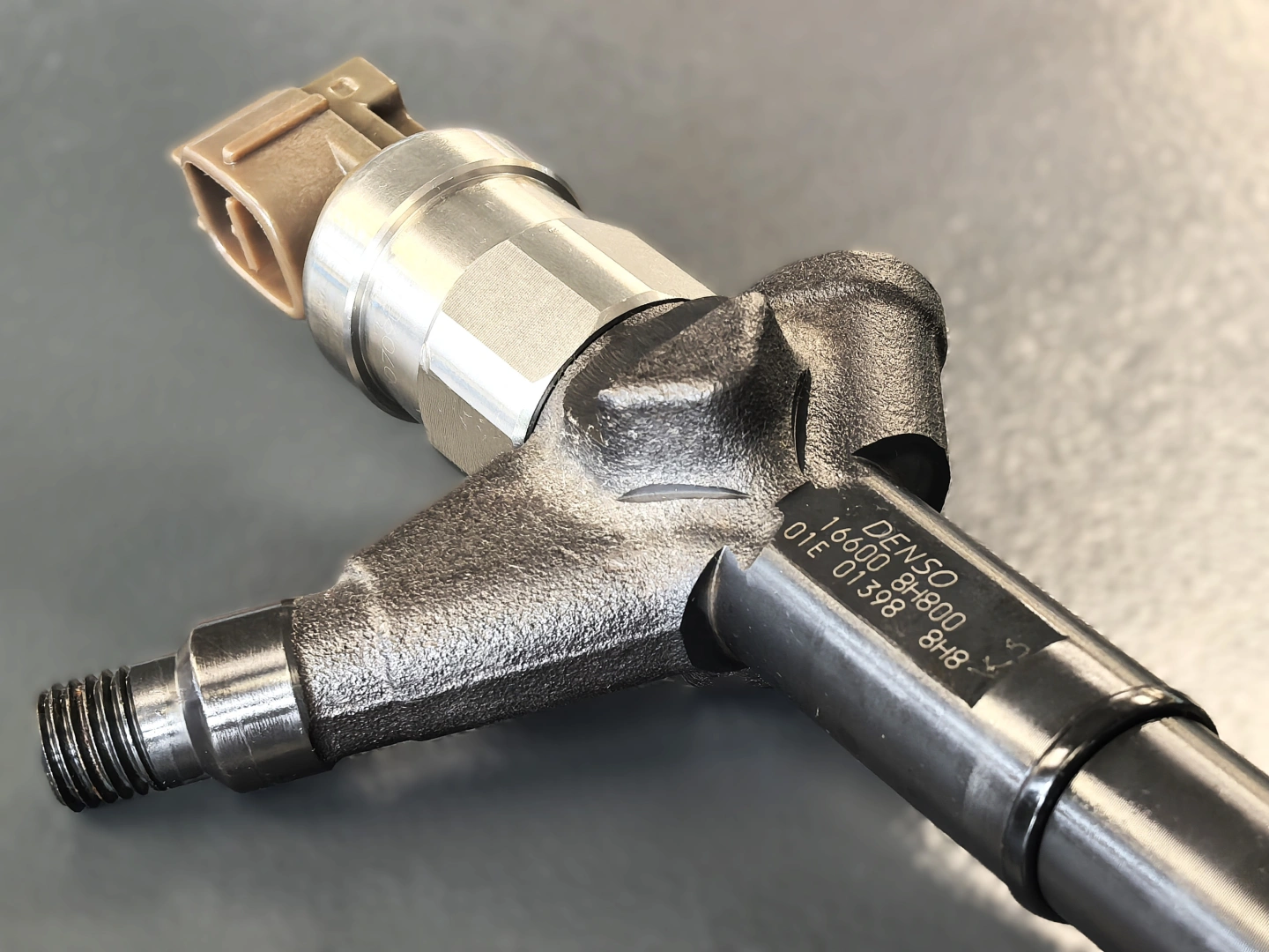 wtryskiwacz denso wtrysk common rail