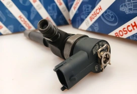 Czyszczenie wtryskiwaczy Diesel na stole probierczym