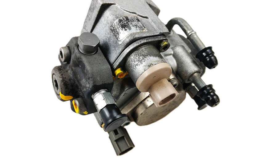 Dymienie na czarno – czy pomoże regeneracja pompy Common Rail?