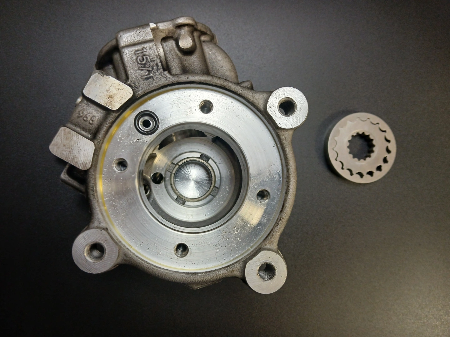 Naprawa pompy wtryskowej 1.9 dCi Naprawa pompy Common Rail 1.9 dCi