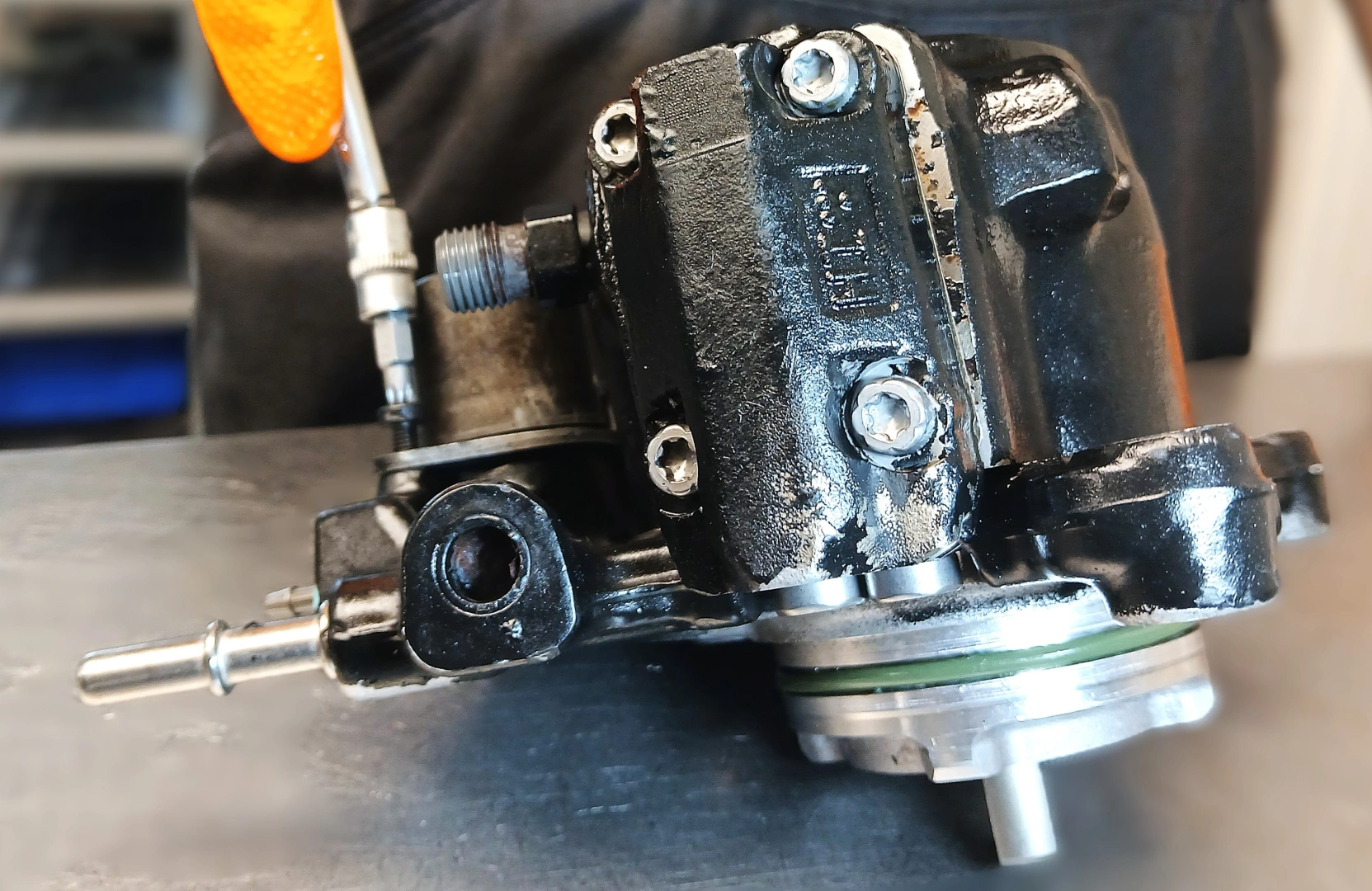 Naprawa pompy Common Rail 1.9 CDTI