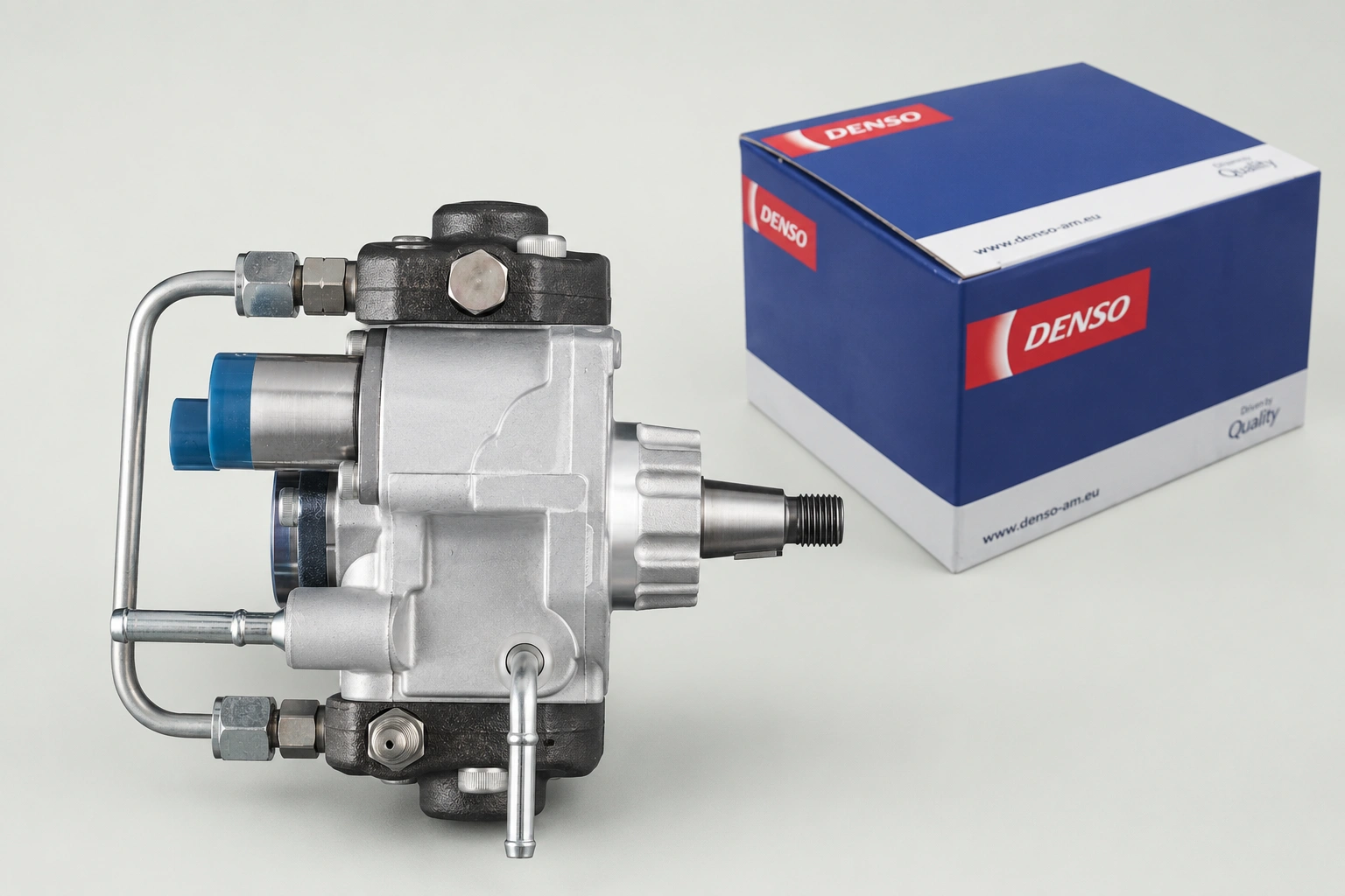 Pompa wtryskowa DENSO DCRP302350 do Mitsubishi Strada, 2.5 DI-D / 2.5D 4D56 