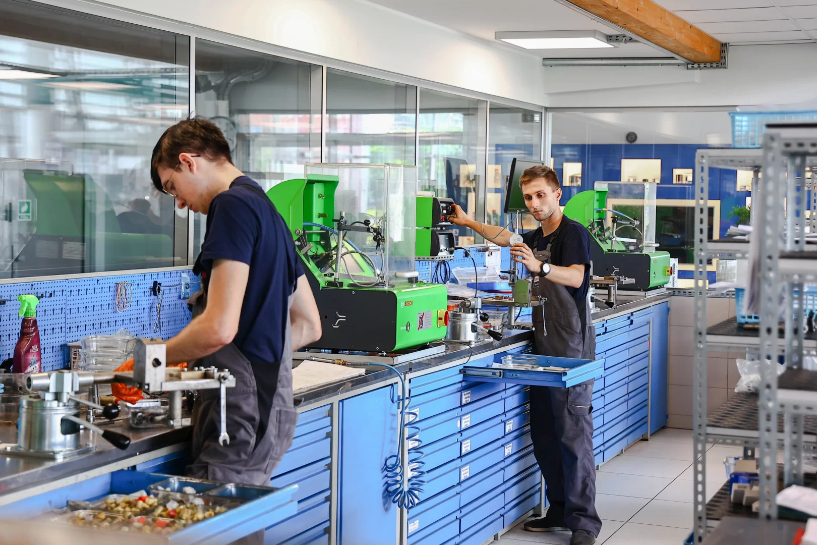 Regeneracja wtryskiwaczy w serwisie Regeneracja wtrysków w Bosch Service