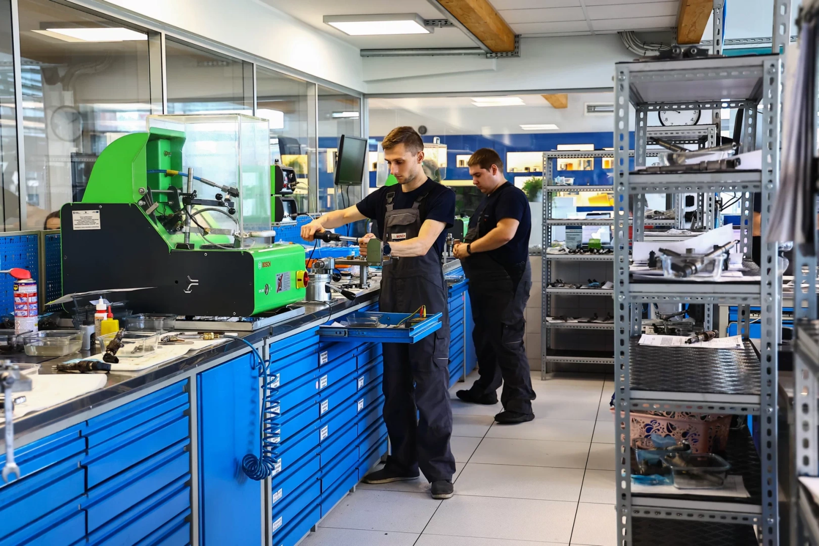 Pawlik Diesel Service Pawlik – regeneracja wtryskiwaczy 2.0 TDI Regeneracja wtryskiwaczy Pawlik Diesel Service