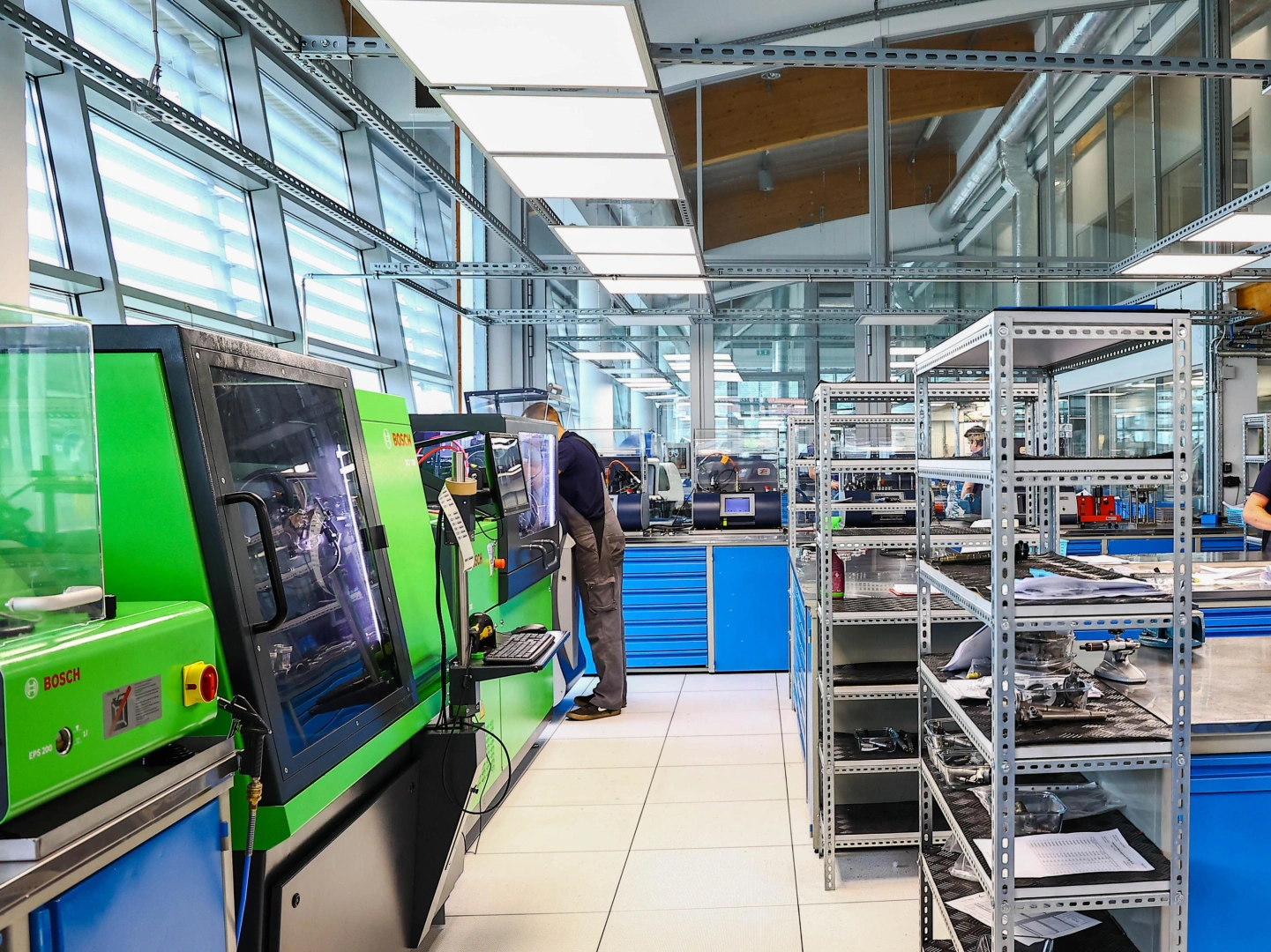 Technologia, która zwiększa skuteczność realizacji Nowoczesne zaplecze techniczne zapewniające precyzyjną obsługę, powtarzalność i wysoką jakość usług