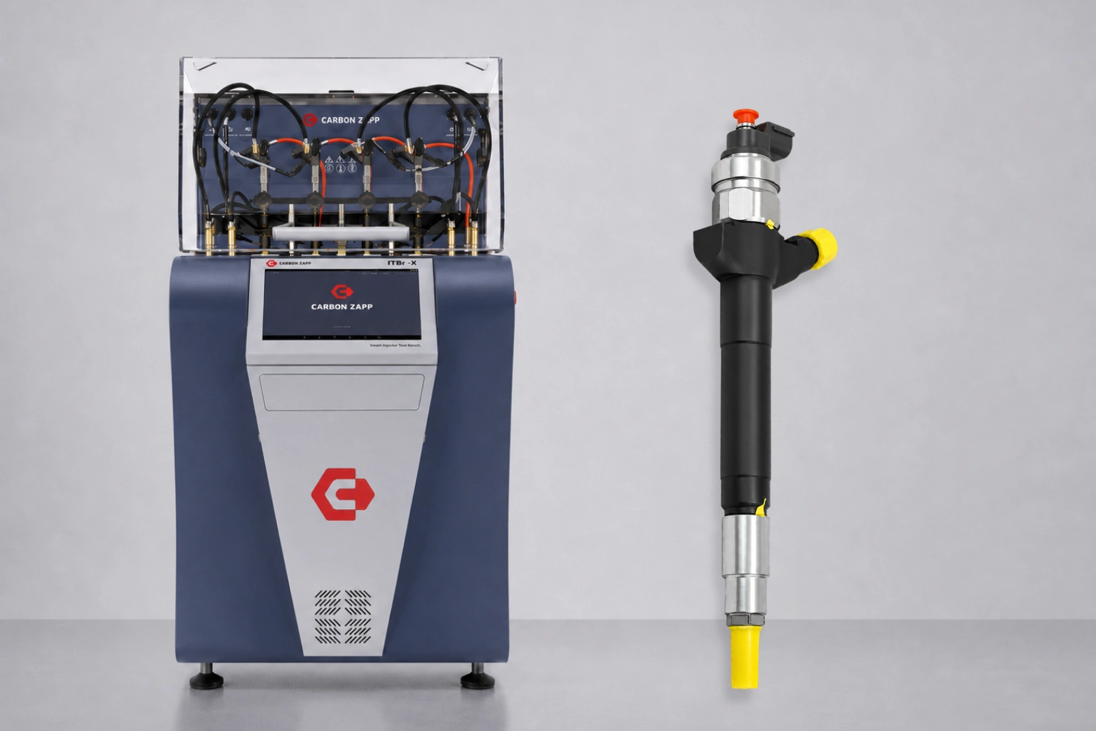 Wtryskiwacz Denso 6C1Q-9K546-AC i stanowisko Carbon Zapp Wtryskiwacz Denso 6C1Q-9K546-AC obok stanowiska probierczego Carbon Zapp