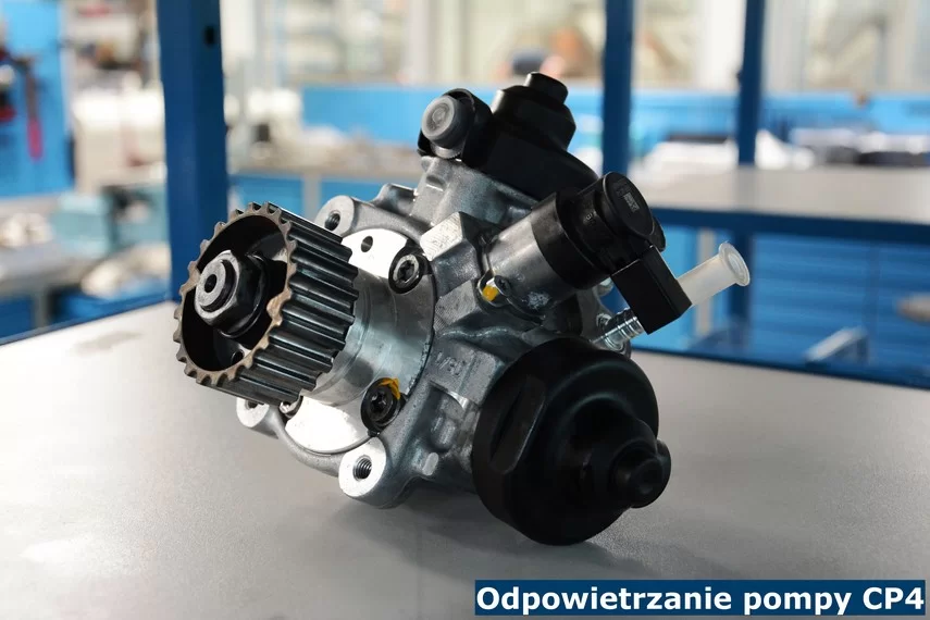 Odpowietrzanie pompy CP4 Metody odpowietrzania pompy CP4