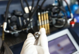 Testowanie i czyszczenie wtryskiwaczy benzynowych MPI PFI GDI FSI TSI TFSI i D-4 w Piaskach już od 49 zł diagnostyka i regeneracja
