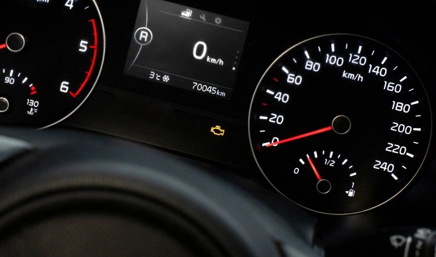 Kontrolka check engine a ciśnienie common rail