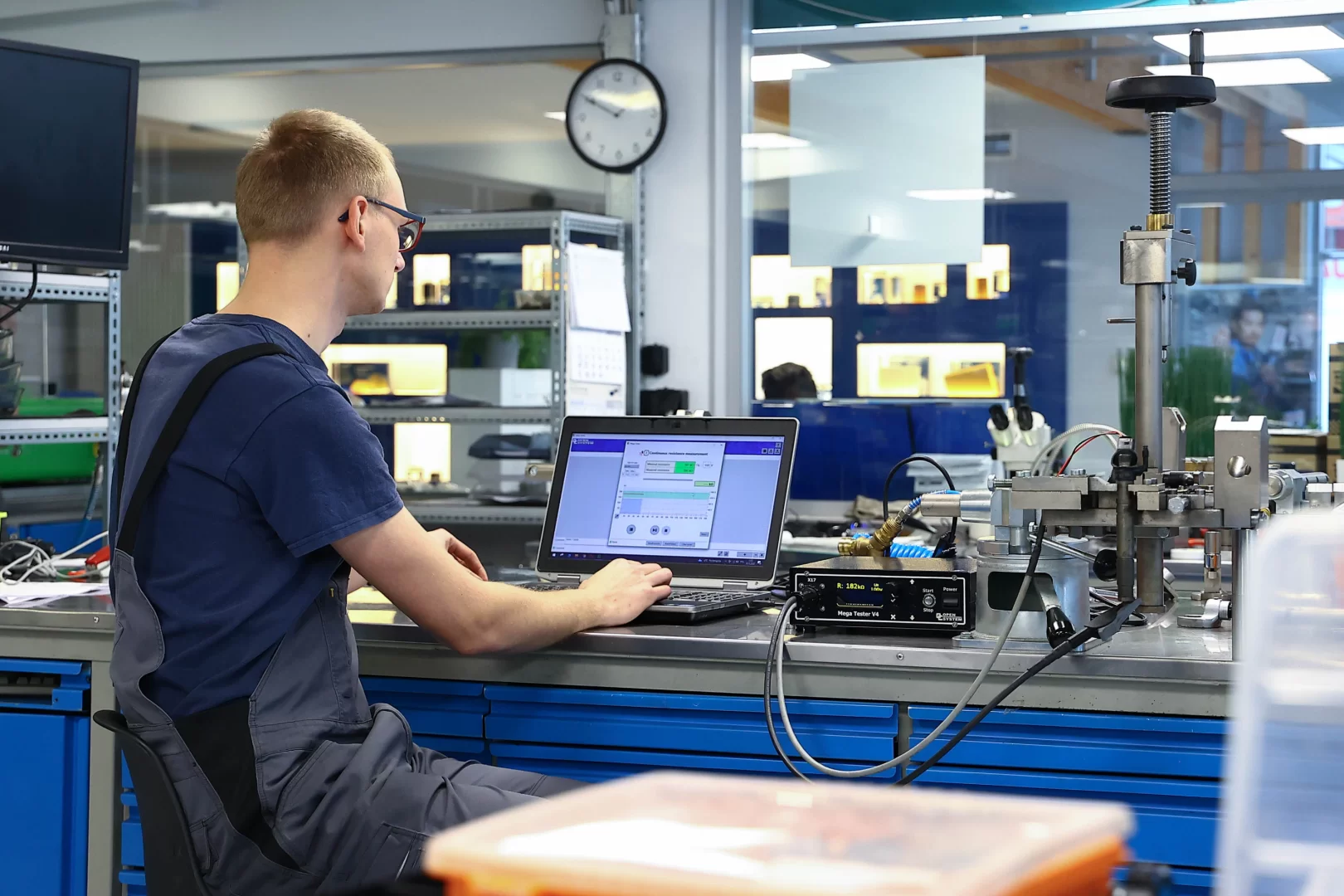 Pracownia regeneracji wtrysków Denso Pracownia regeneracja Denso