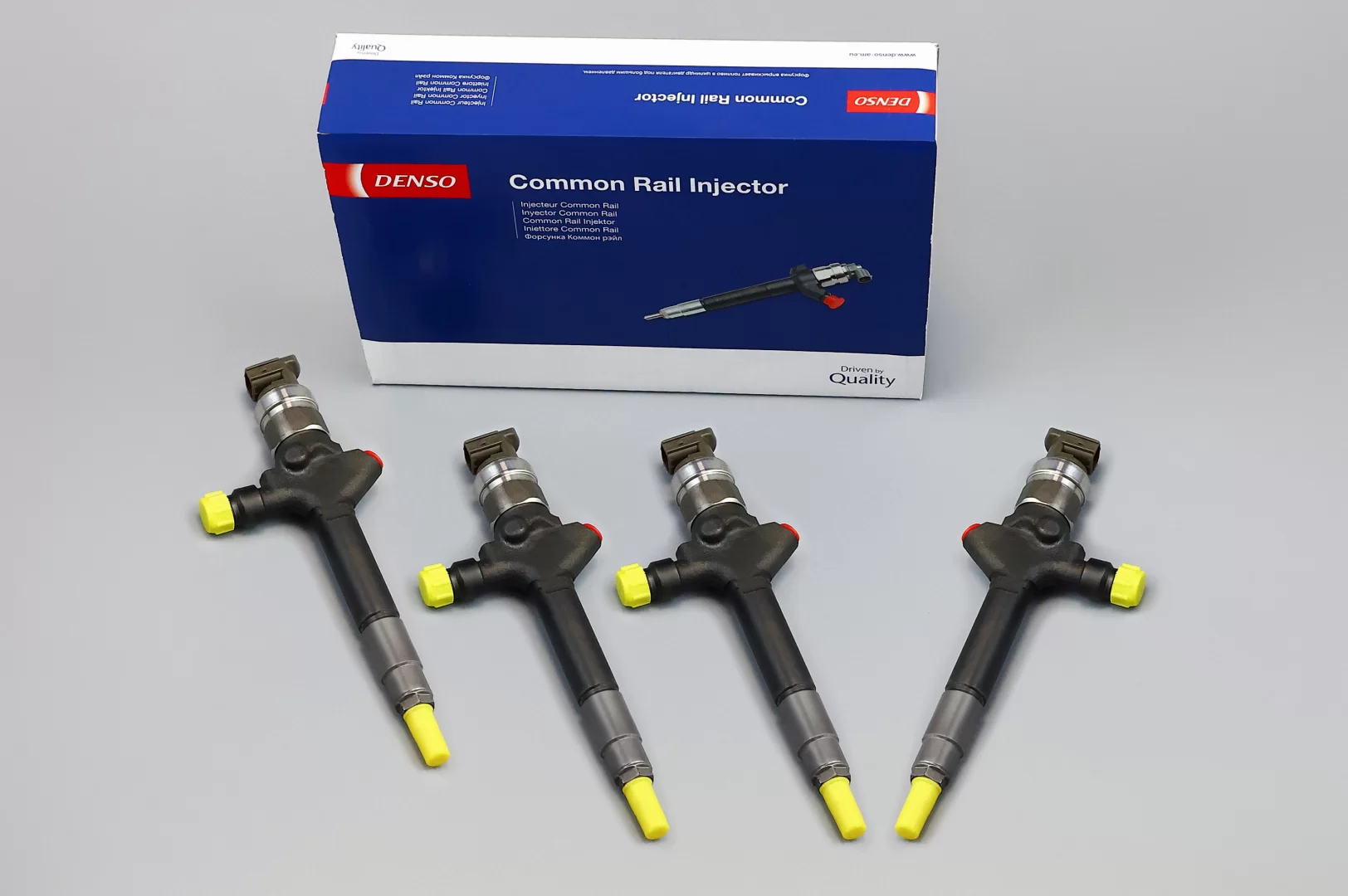 Denso komplet wtryskiwaczy 