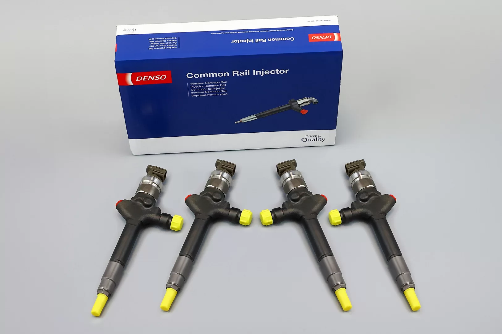 Komplet wtrysków Denso 095000-7390 Denso komplet wtryskiwaczy