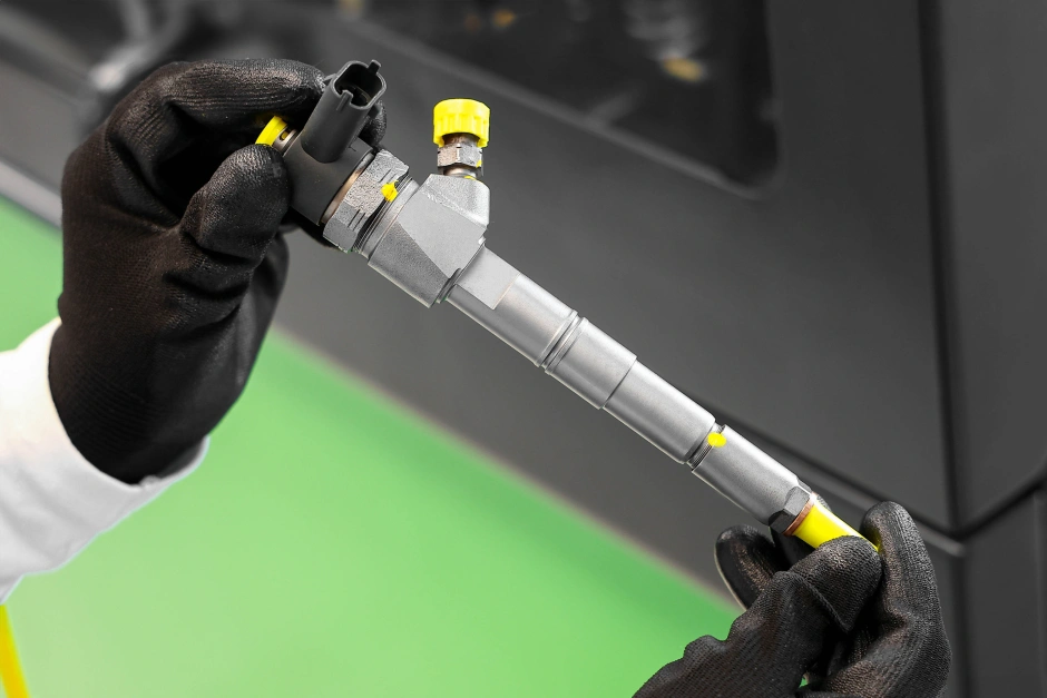 Wtryskiwacze Opel Signum 1.9 CDTI 0445110243 Bosch 93169123 cena