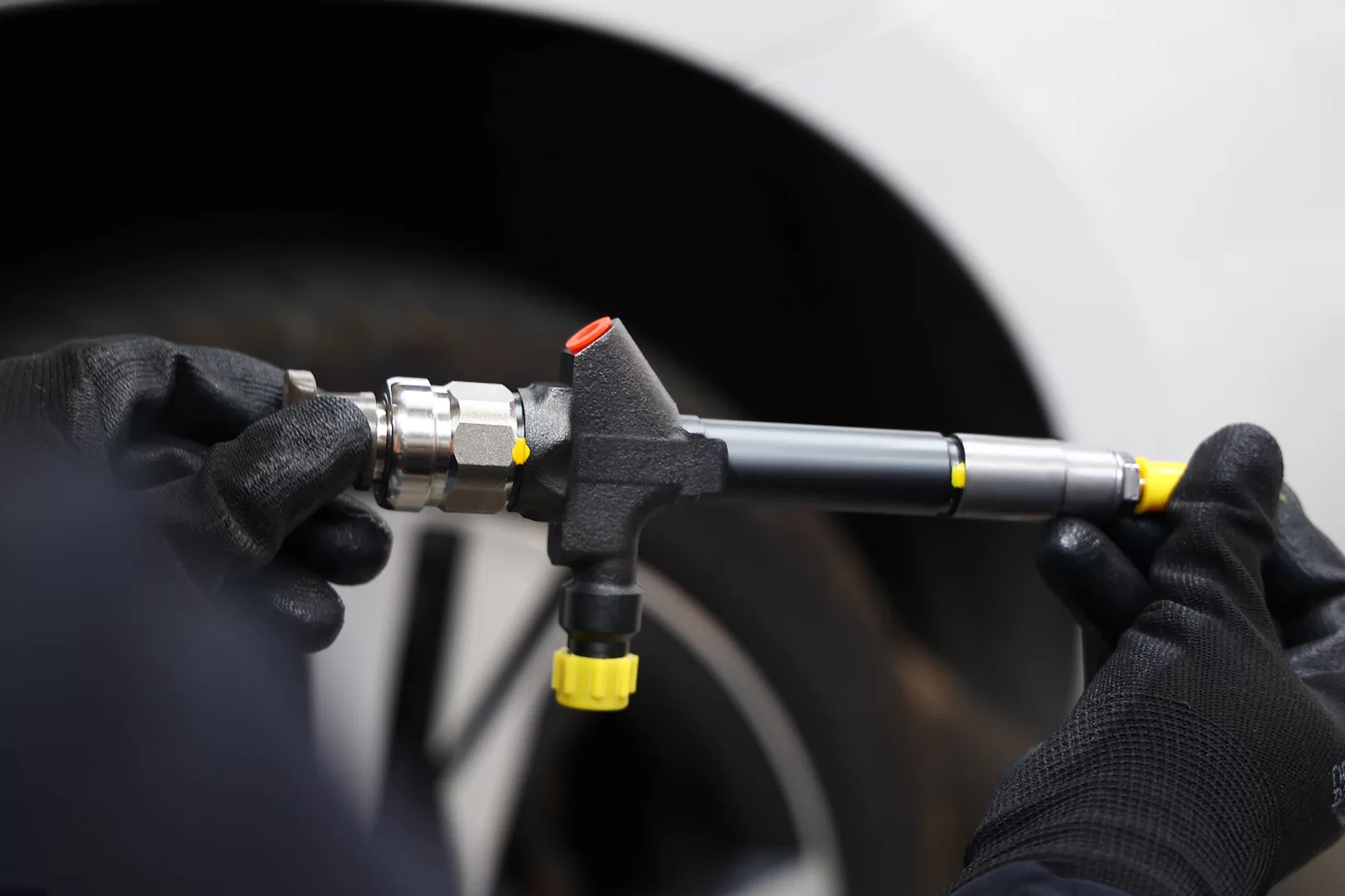 Wtryskiwacz Denso do Volvo V40