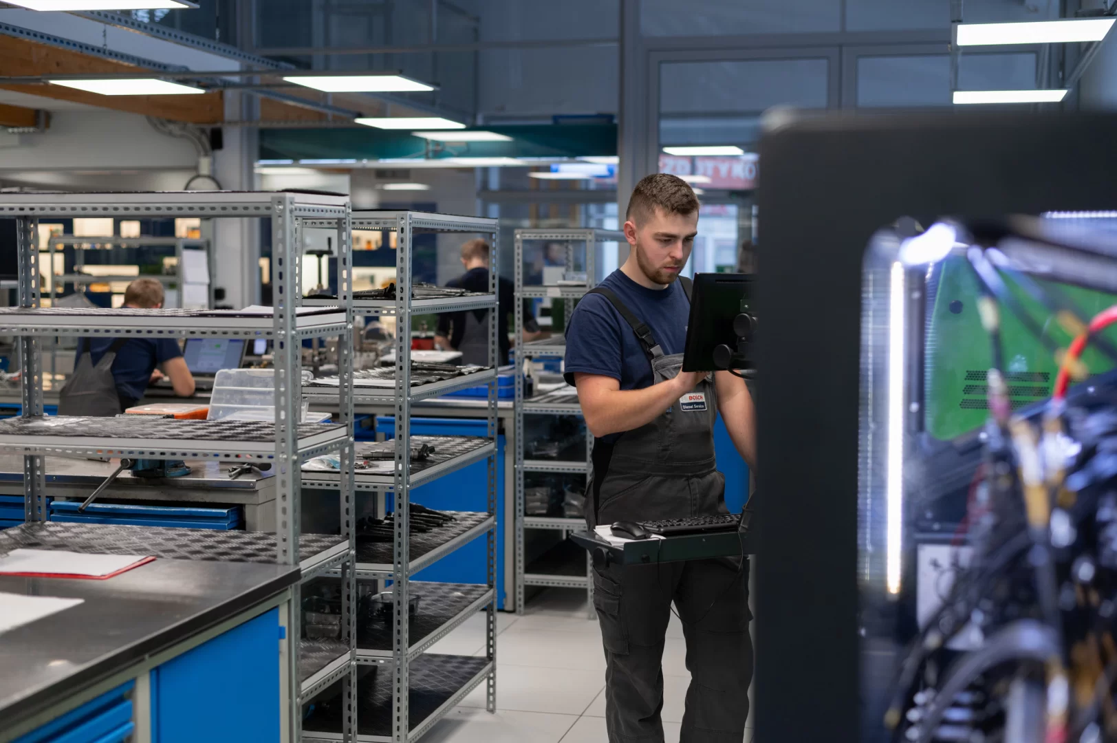 Wtryskiwacz Denso na pracowni Bosch Wtryskiwacz Denso na pracowni