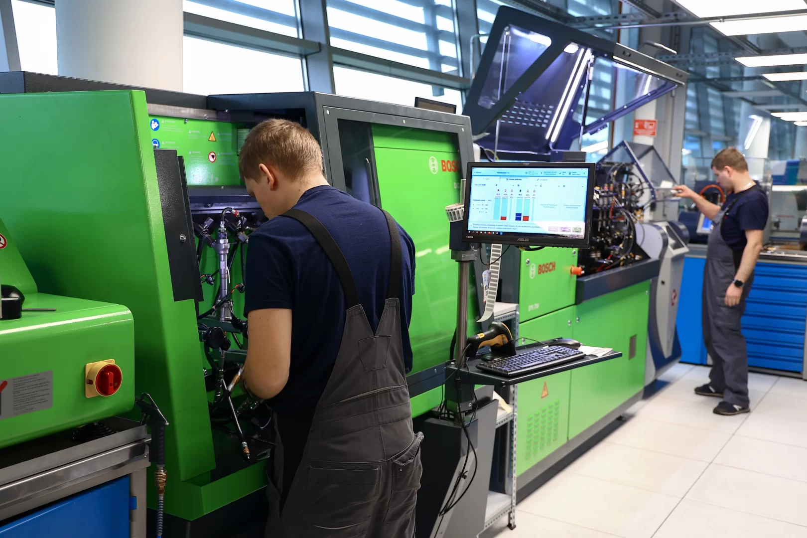 Wtryski widok na pracownię BOSCH Pracownia regeneracja Denso