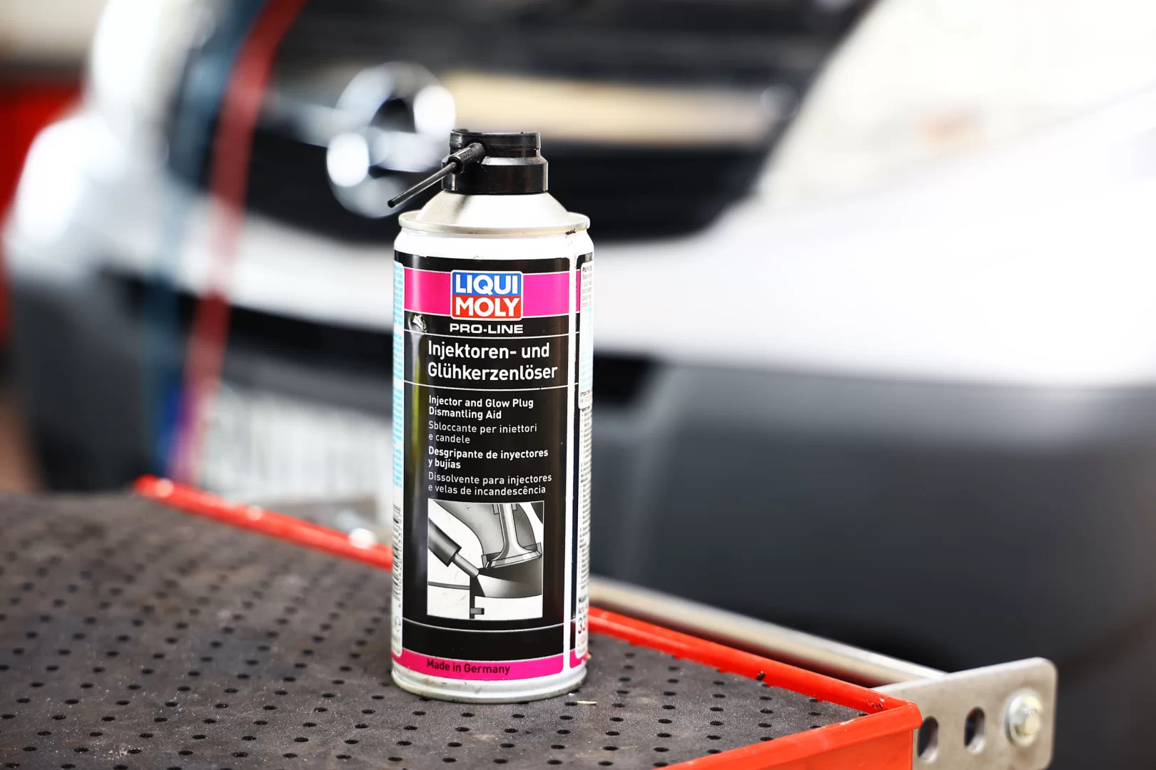 Regularne czyszczenie wtrysków jako klucz do utrzymania optymalnej wydajności - jak dbałość o czystość przekłada się na lepsze osiągi silnika Liqui Moly