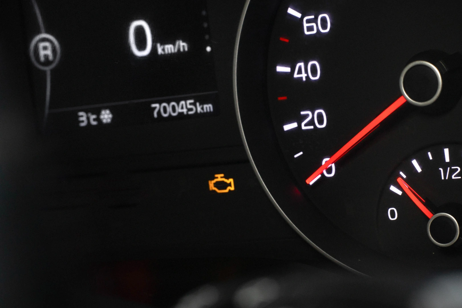 Po czym poznać, że wtryski są do wymiany? Check Engine