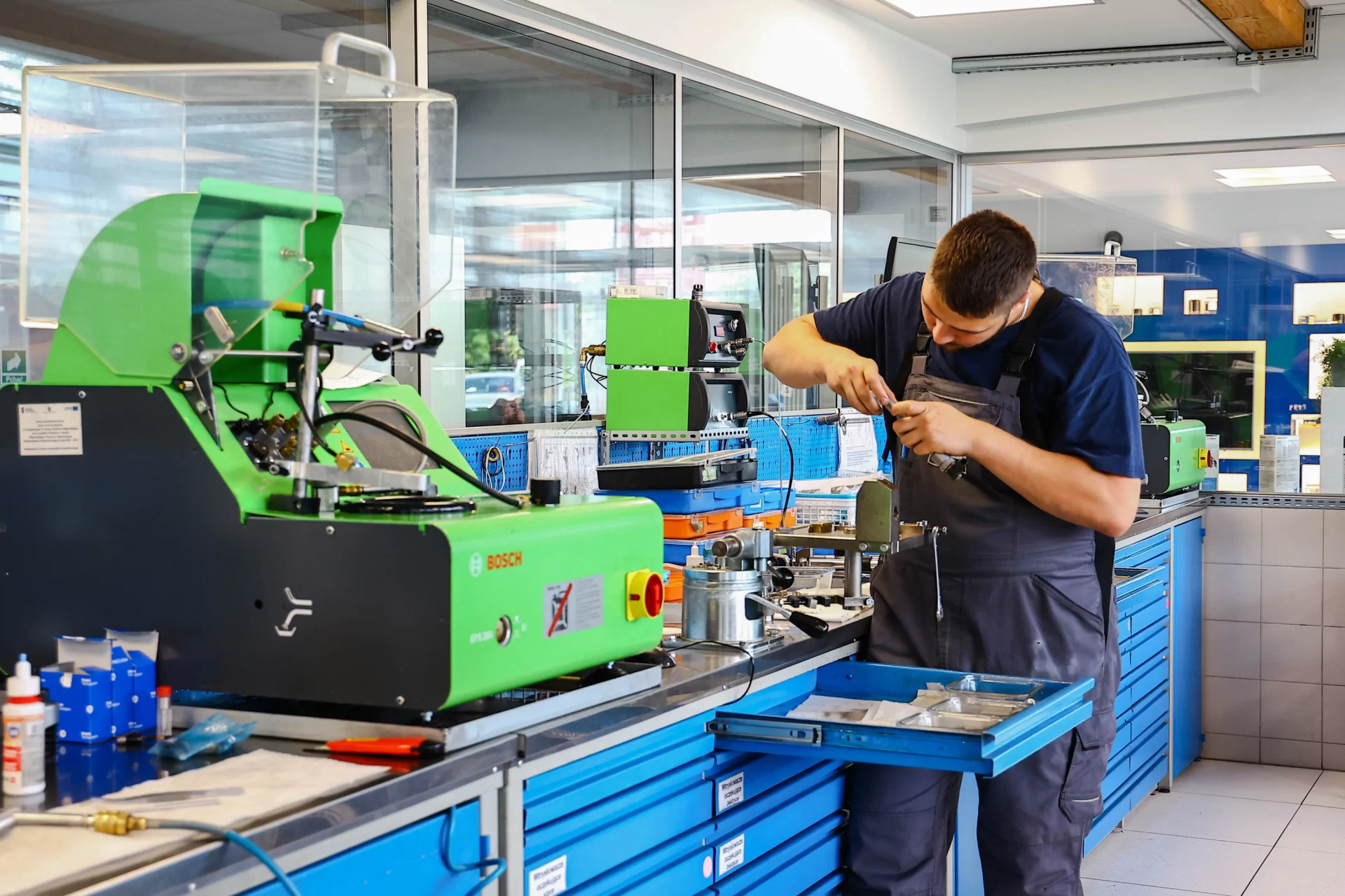 Wtryskiwacz Peugeot regeneracja Wymiana czy regeneracja wtryskiwaczy
