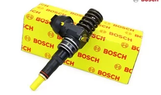 Pompowtryskiwacz 038130073Q 0414720214 Bosch