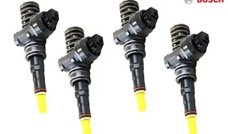 Pompowtryskiwacz 038130073AP 0414720221 Bosch VW 