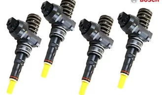 Pompowtryskiwacz 038130073F 0414720004 Bosch