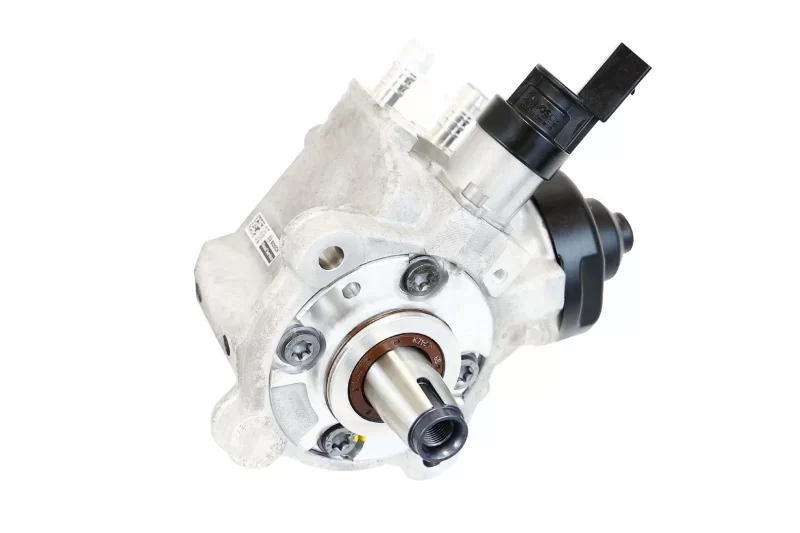 thumbnail image 2 of Genuine Bosch High Pressure Diesel Pump For BMW 320d 520d – 0445010506 (+ €250 Deposit Required) 2 of 3