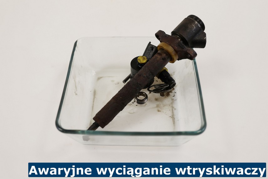 Awaryjne wyciąganie wtryskiwaczy Awaryjne wyciąganie wtrysków