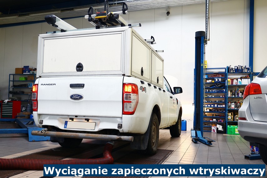 Wyciąganie zapieczonych wtryskiwaczy Wyciąganie zapieczonych wtrysków