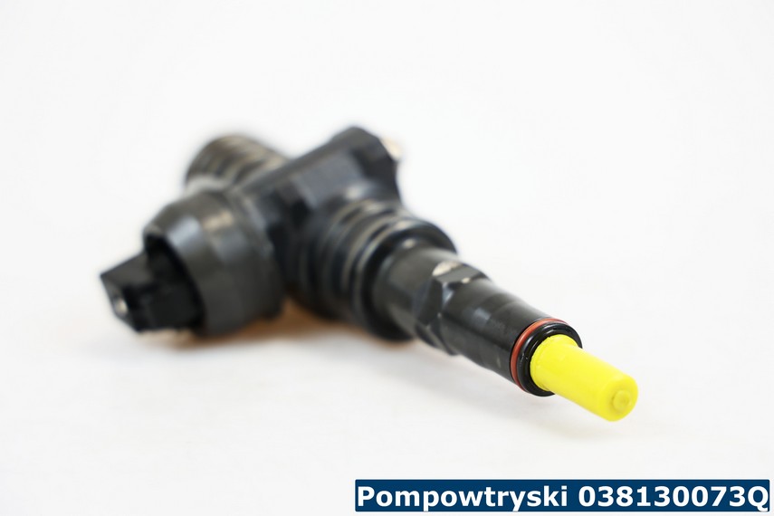 Pompowtryski 038130073Q zdjęcie pompowtrysku zamiennego dla numeru 038130073Q