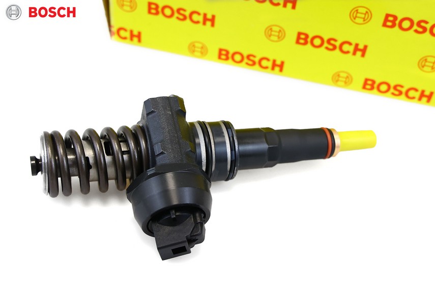 Pompowtryskiwacz 038130073BA 0414720214 Bosch Pompowtryskiwacz o numerze 038130073BA 0414720214 Bosch