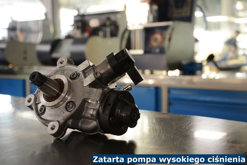 Zatarta pompa wysokiego ciśnienia Przykładowa pompa wtryskowa wysokiego ciśnienia